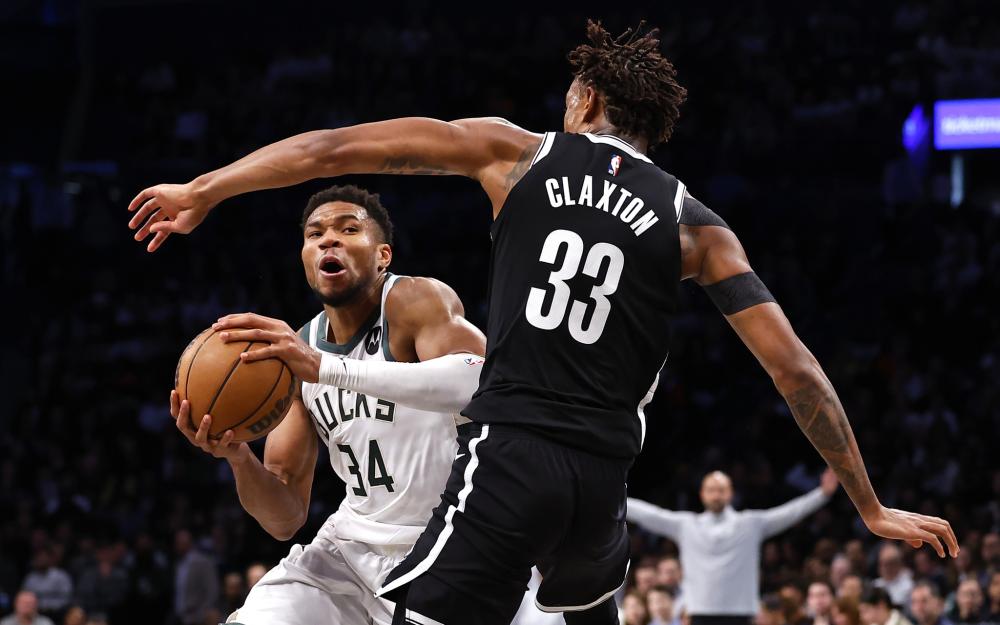 相对保守的 相对保守的